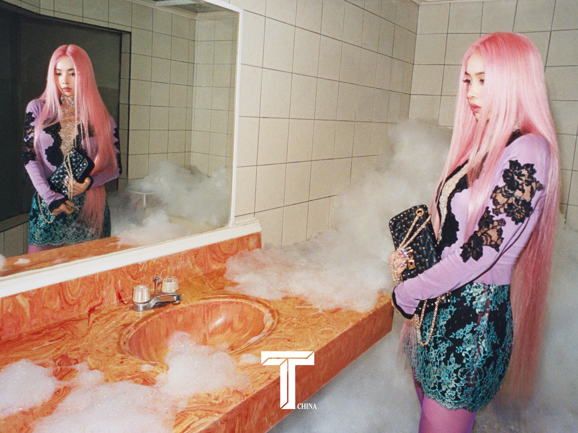 T 锦绣十月刊 · 摄影与造型的创作视角的档案展示图